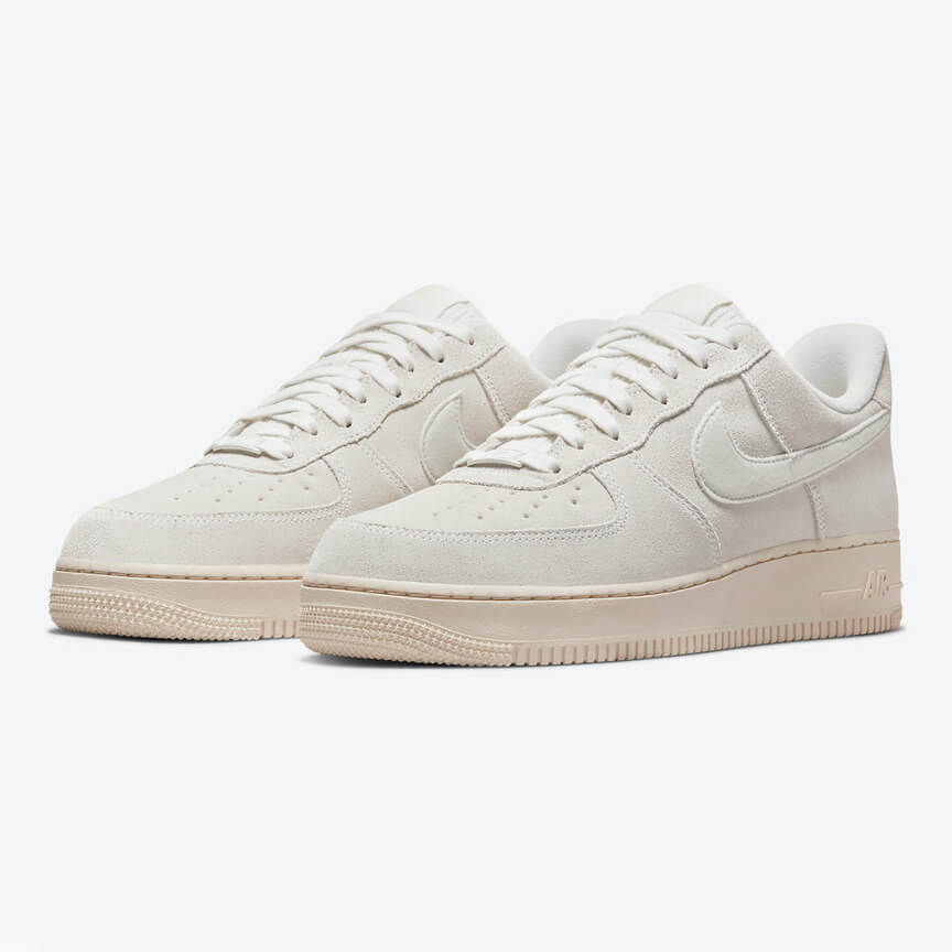 Nike Air Force 1 Low Summit White 1