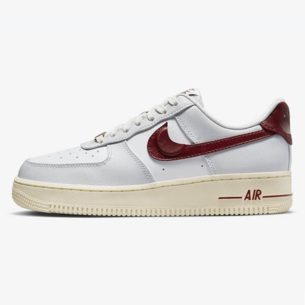 Nike Air Force 1 Low dust 1