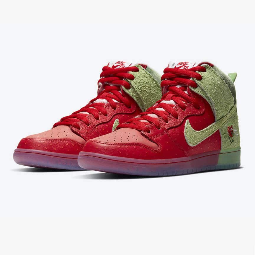 Nike SB Dunk High Strawberry Cough 1
